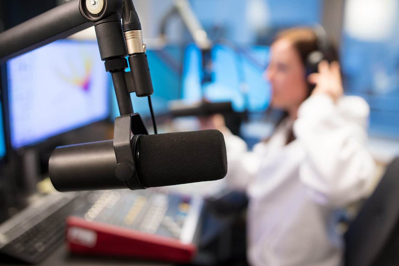 Radio Ad Production Best Practices: From Script to Sound