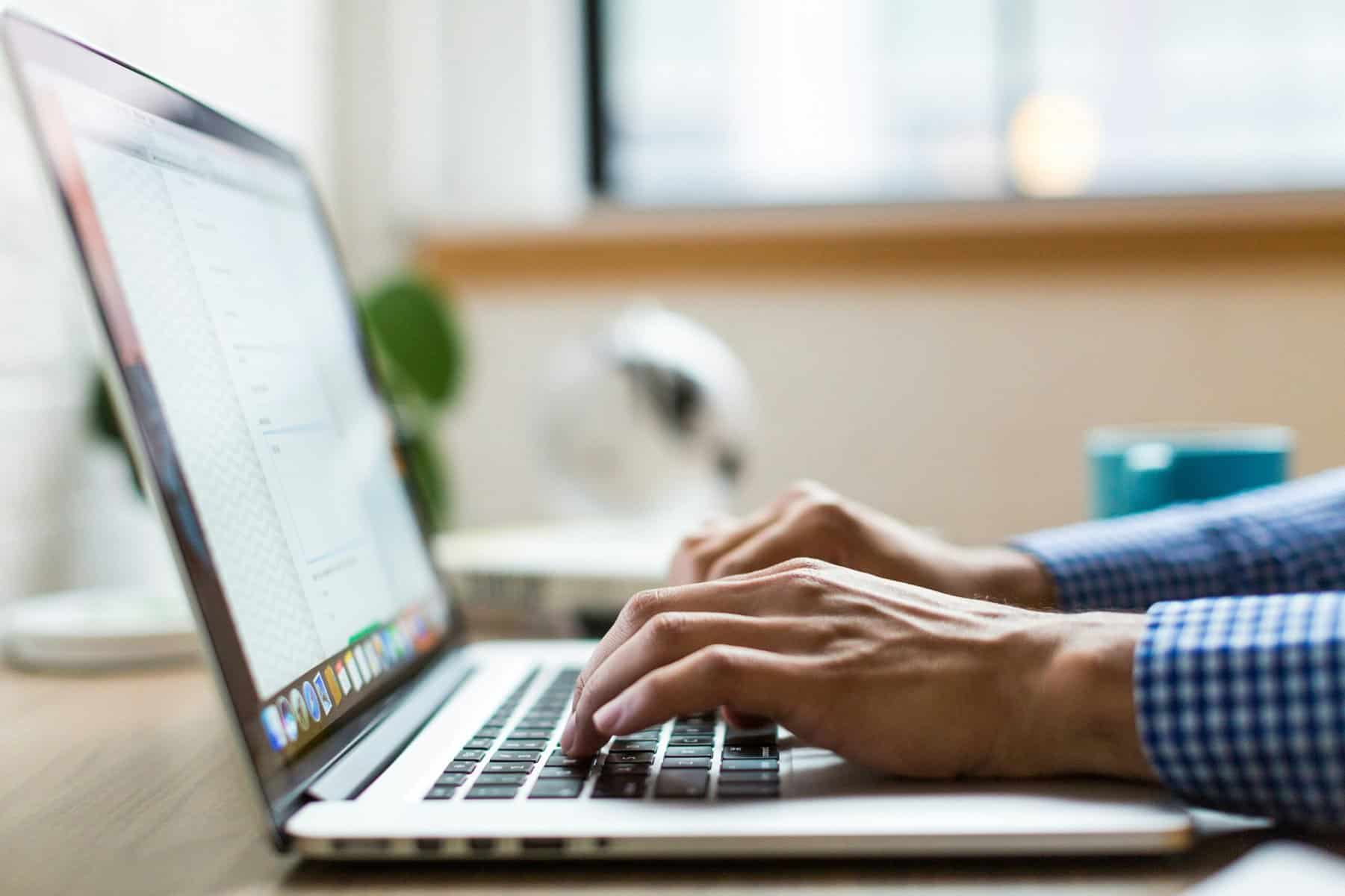 Mastering the Art of Radio Commercial Scriptwriting