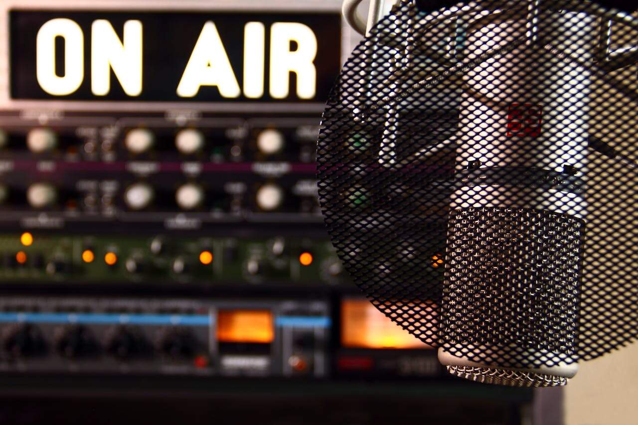 Storytelling Strategies for Effective Radio Advertising