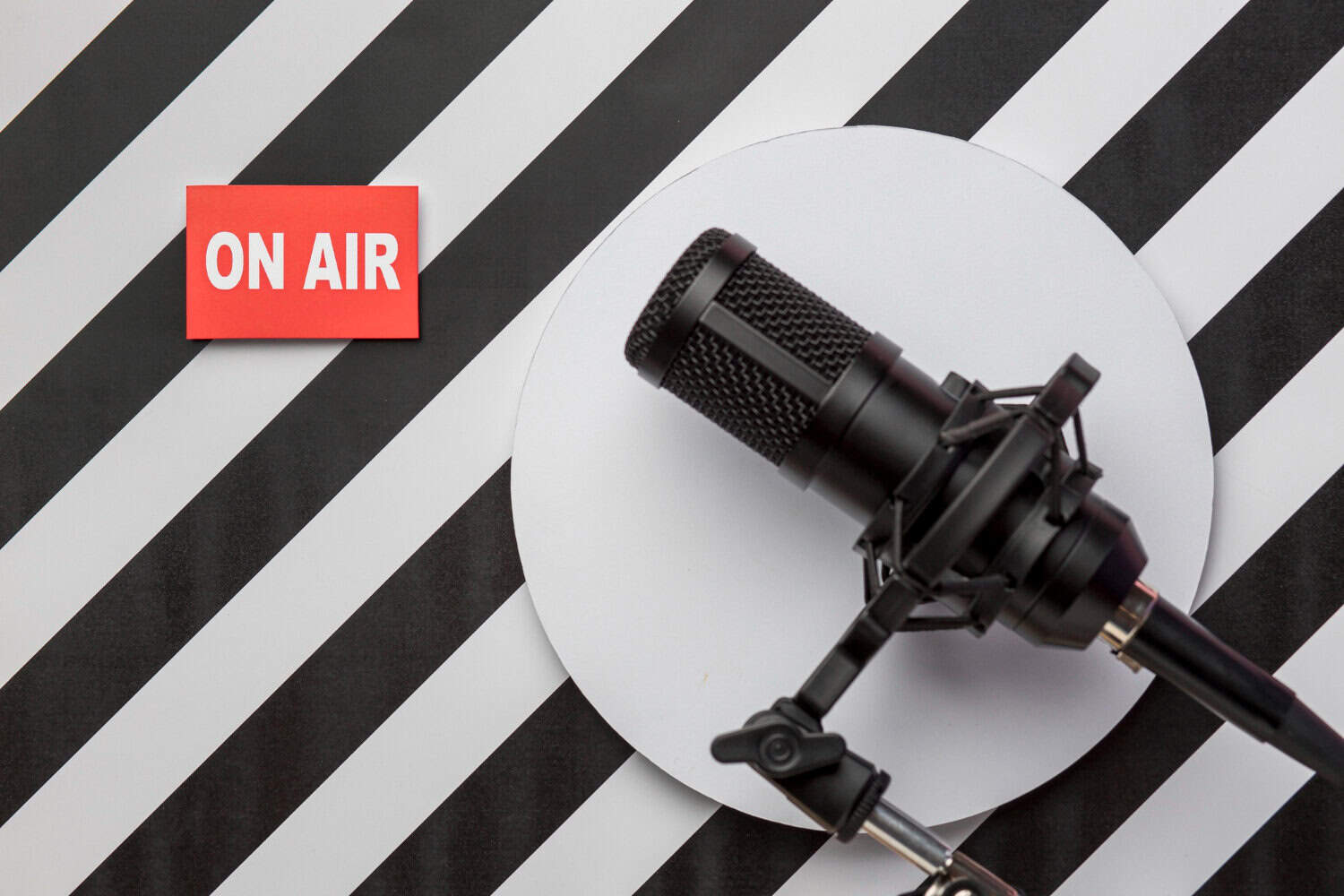 Expert Tips for Crafting Hit Radio Ads in 2024