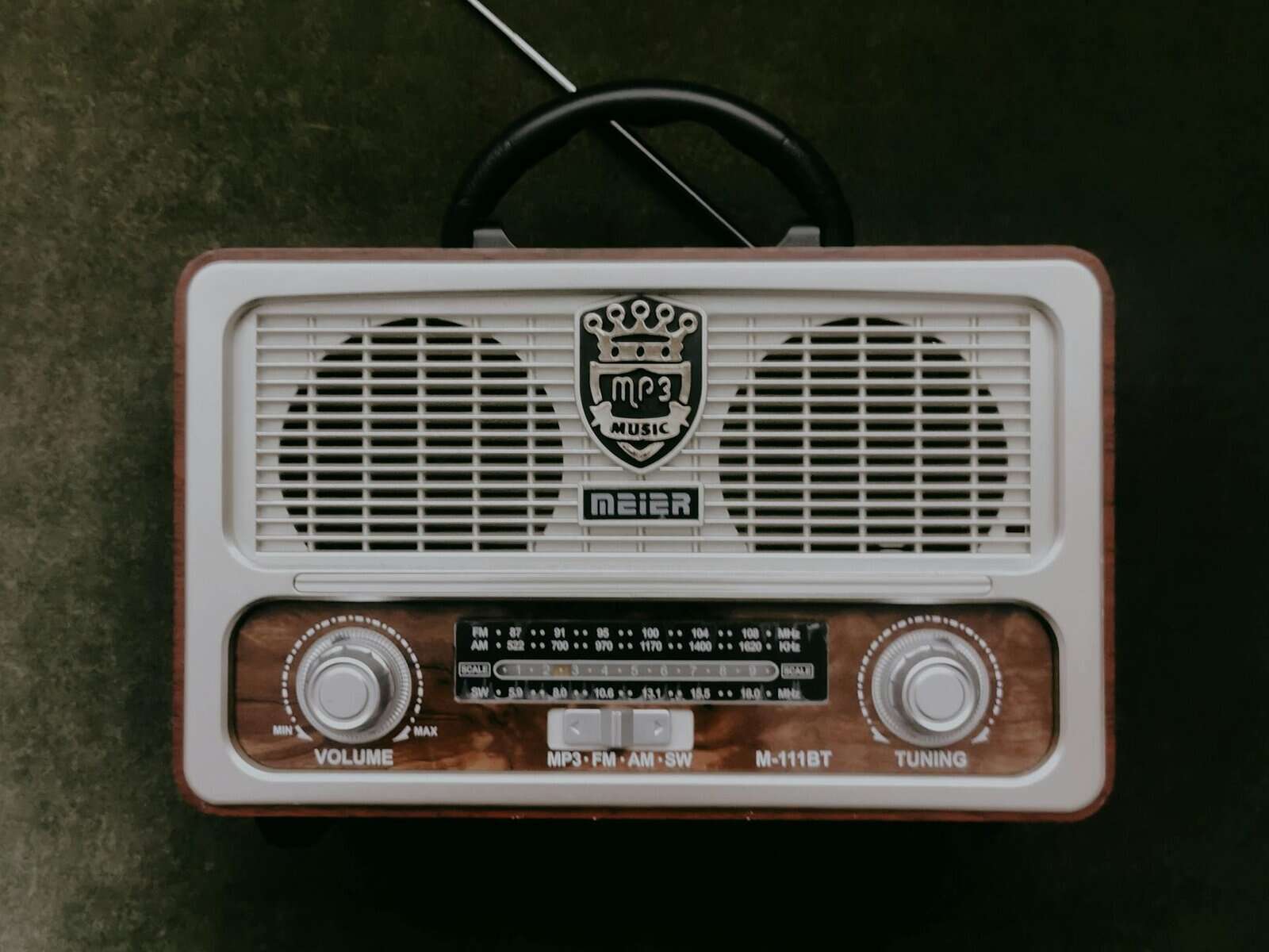 Creating Effective Radio Ads: Key Strategies