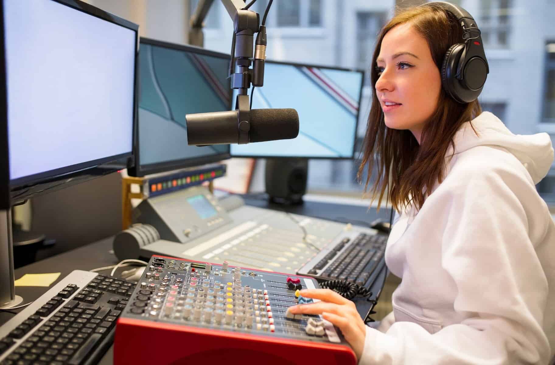 Interactive Radio Ads for Audience Engagement