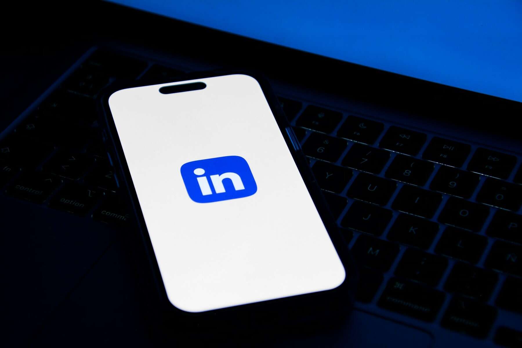 The Quiet Power of LinkedIn Ads for Commercial HVAC Leads