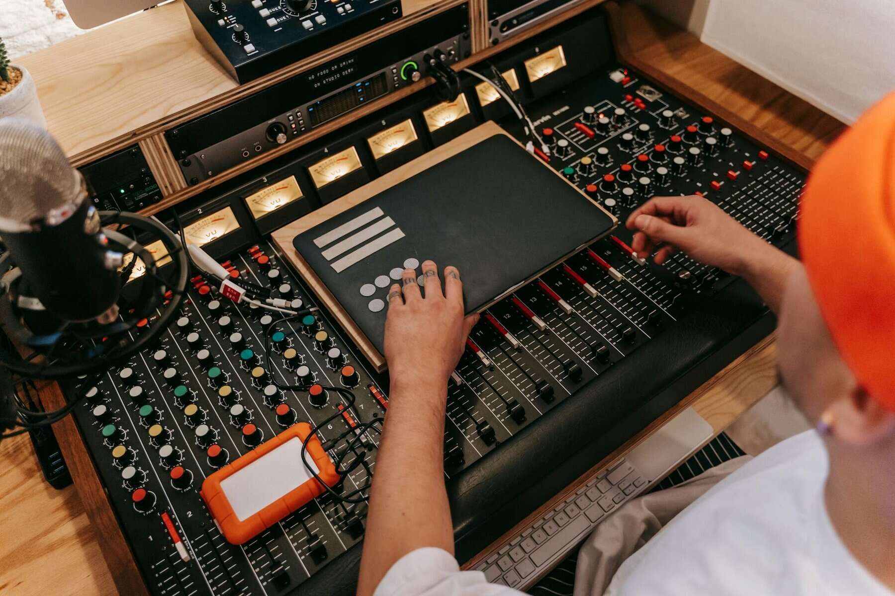 Why Music Matters in Radio Ads