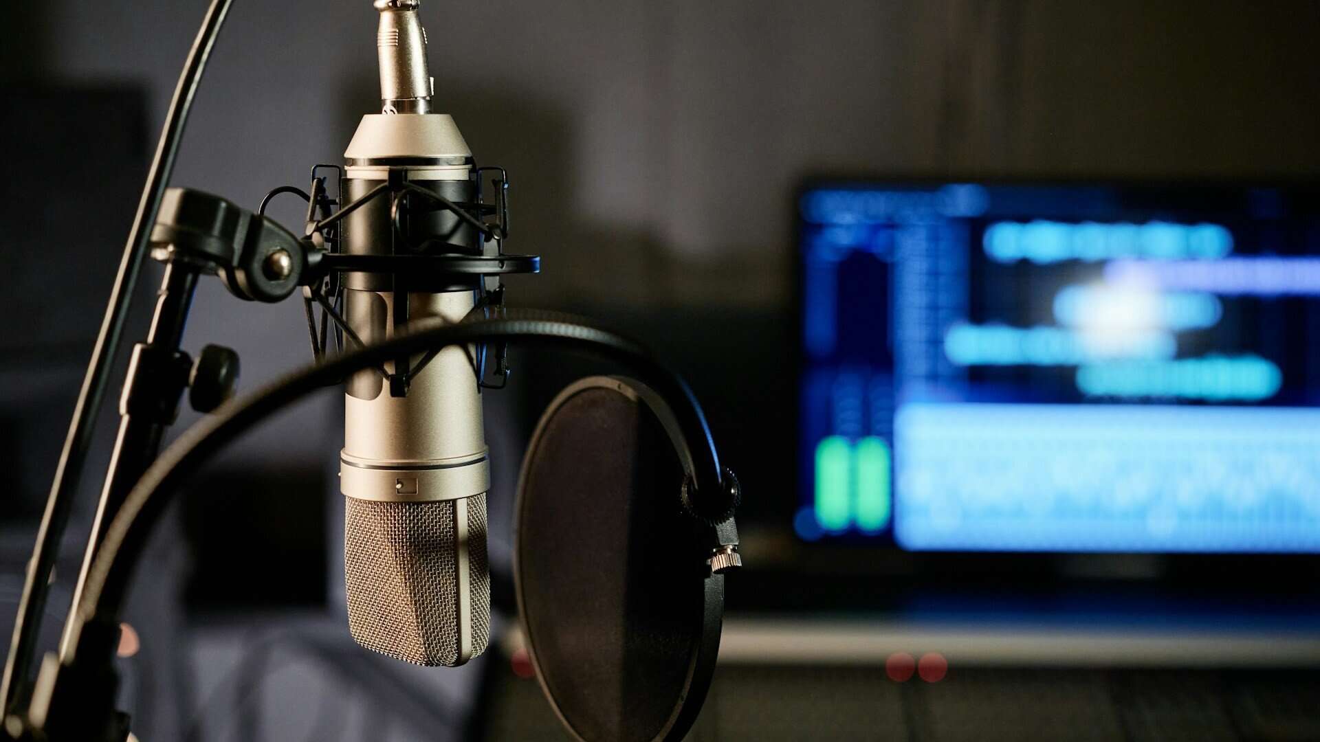Radio Commercial Jingles That Prep Your Business for Mid-January