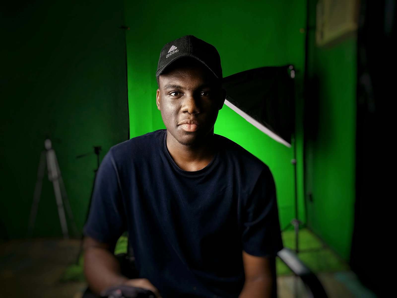 Solve Green Screen Video Issues with Ease